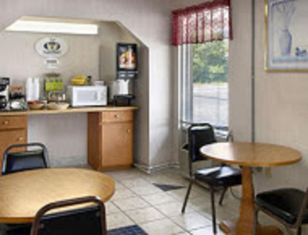 Town And Country Inn Suites Spindale المظهر الخارجي الصورة